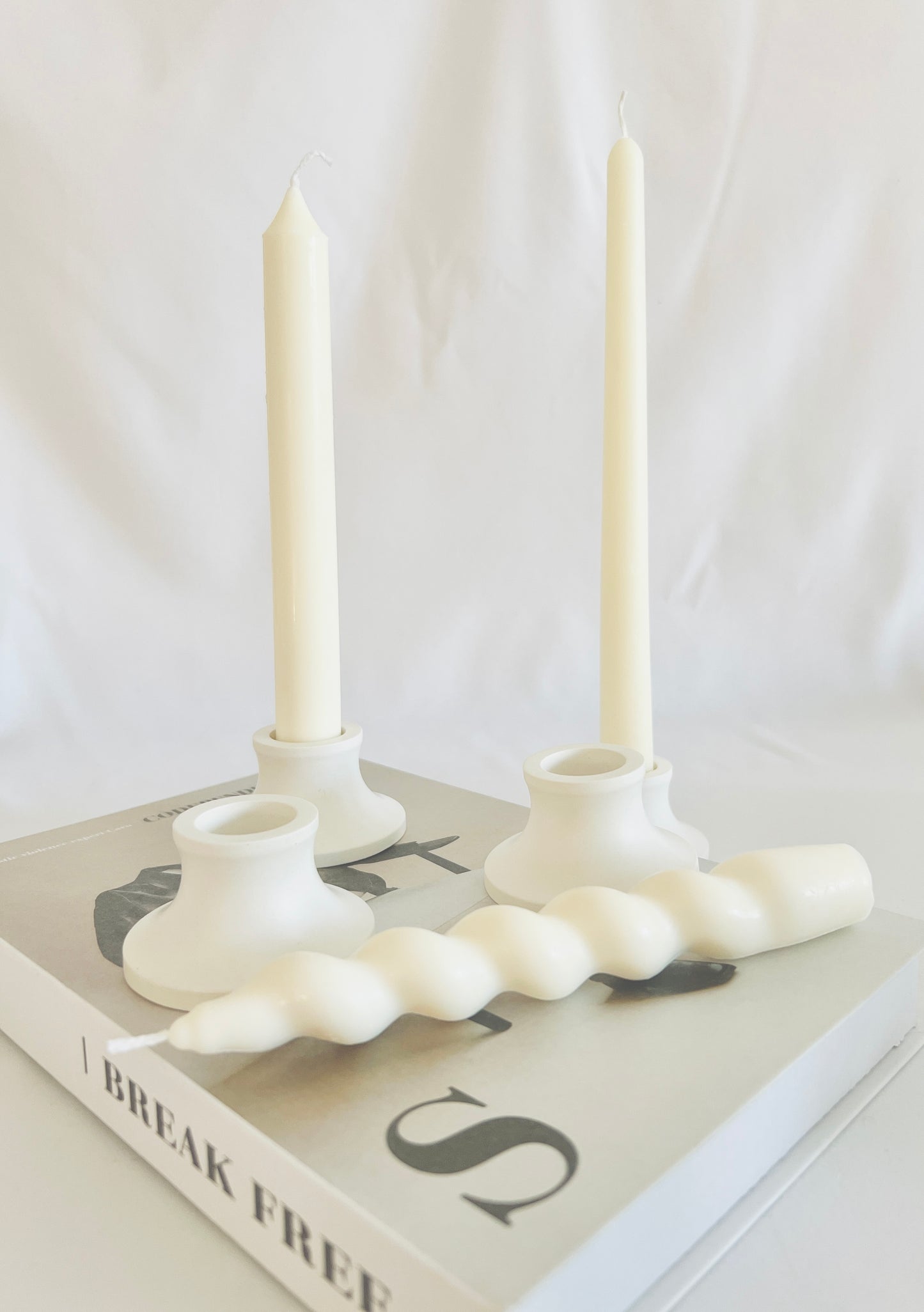 Round Candle Holder